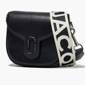 MARC JACOBS The Covered J Marc Magnetic Closure Saddle Bag Black w/Dust Bag~ NWT